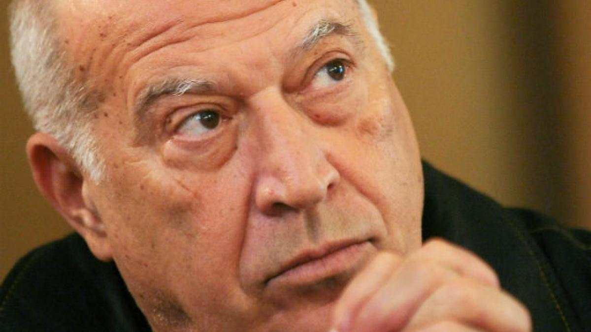 Dan Voiculescu: După ce a “rezolvat” educaţia, Traian Băsescu “se ocupă” de agricultură