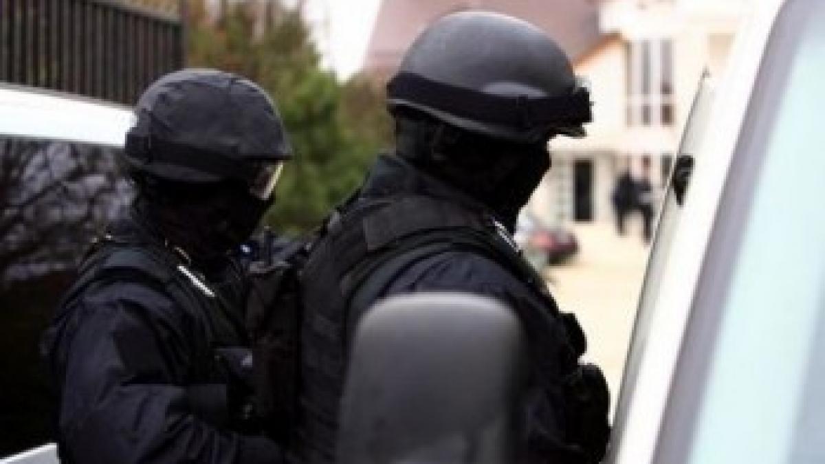 DIICOT Iaşi: Până în prezent NU au mai fost găsite alte dispozitive explozive