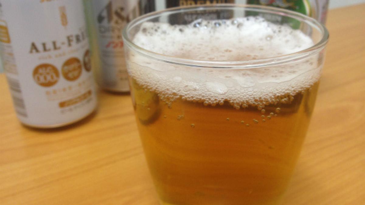 Berea fără alcool poate mări cu până la 30% nivelul antioxidanţilor din laptele matern