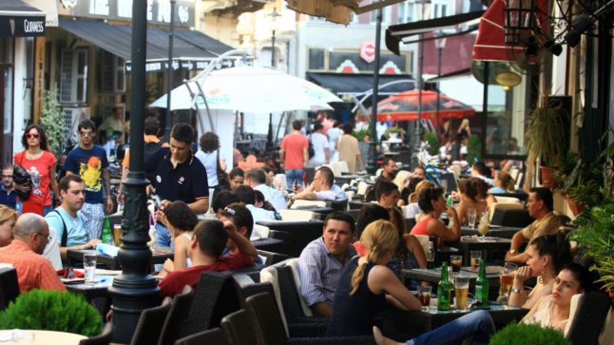 Poliţia va asigura protecţia turiştilor străini care vizitează Centrul Vechi din Capitală. Ce măsuri au fost dispuse