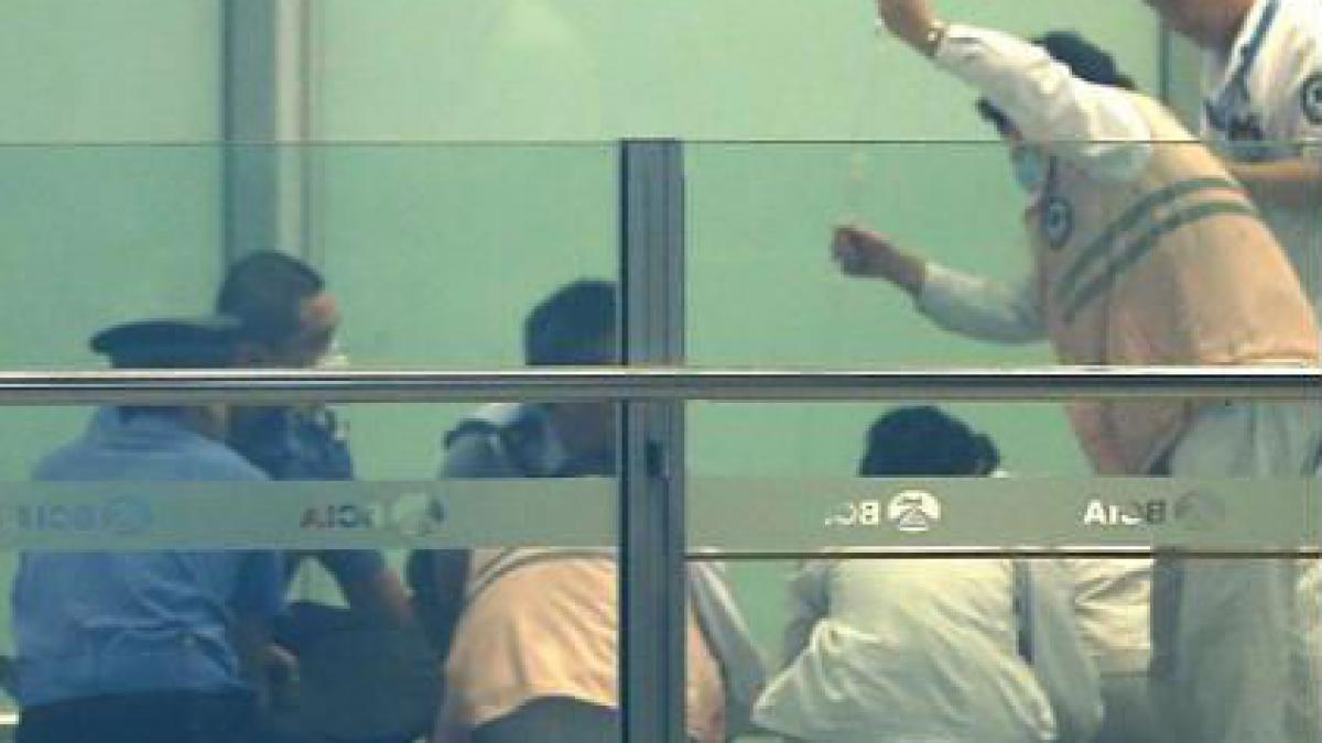 Un bărbat a detonat o bombă artizanală pe aeroportul din Beijing