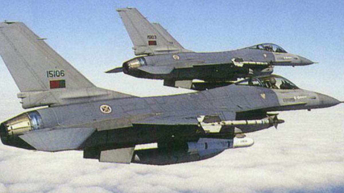 Duşa: Avioanele F-16 din Portugalia vor veni în 2015, piloţii români vor fi pregătiţi în SUA