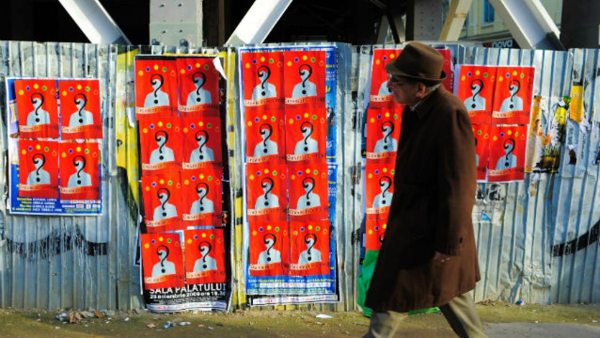 Nouă din zece romani cred că situaţia economiei naţionale este proastă. Românii aşteaptă de la Guvern măsuri anticriză