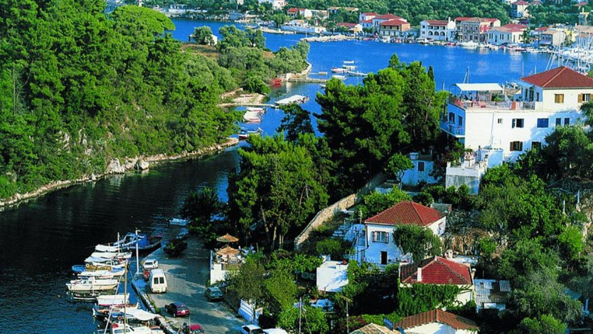 Paxos si Antipaxos - insulele iubirii lui Neptun pentru Amfitrite