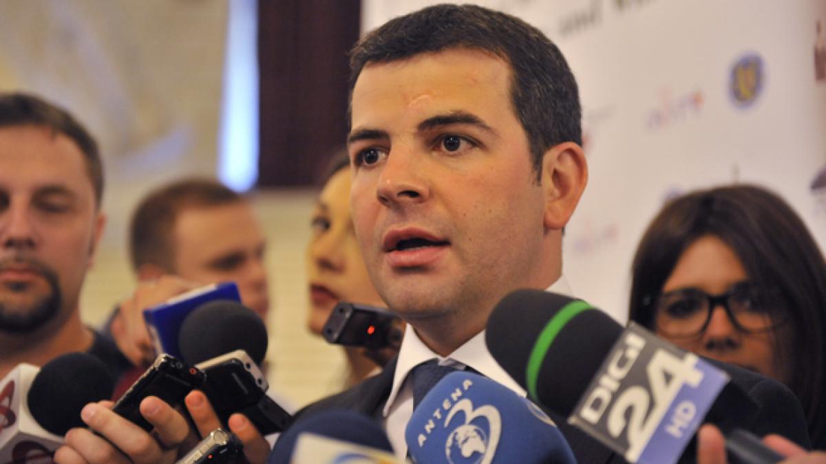 Constantin: TVA de 9% la pâine din septembrie, dacă FMI aprobă. Decizia este aşteptată în zilele următoare