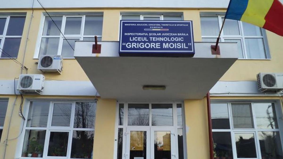 "Sperăm să facem o clasă din elevii corigenţi!". Patru licee din Brăila, în pericol de desfiinţare. Nu au reuşit să formeze nici măcar o clasă