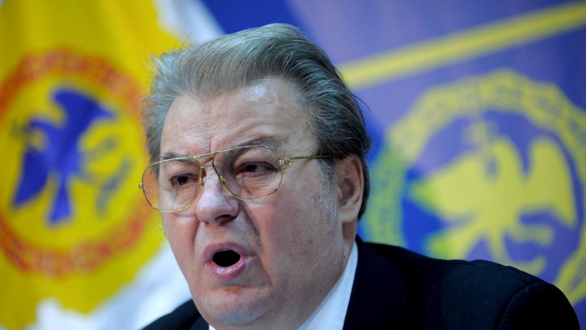 Vadim Tudor, obligat să-i plătească 5.000 de euro daune morale şefului ANI
