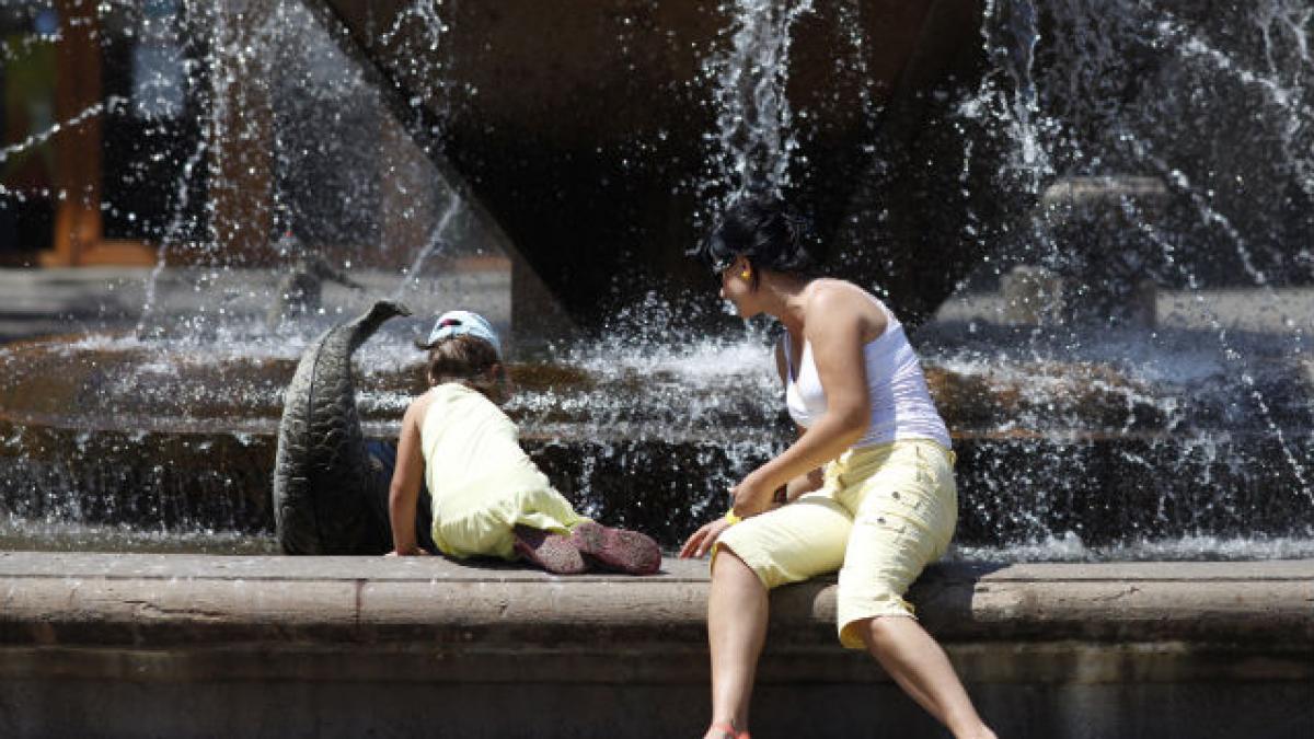 Valori termice de până la 38 de grade Celsius, prognozate de către meteorologi în următoarele DOUĂ SĂPTĂMÂNI 