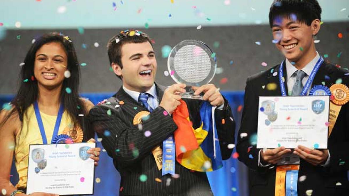 Ionuţ Budişteanu: "Sunt un rezultat al învăţământului românesc, deşi foarte mulţi critică educaţia din România"