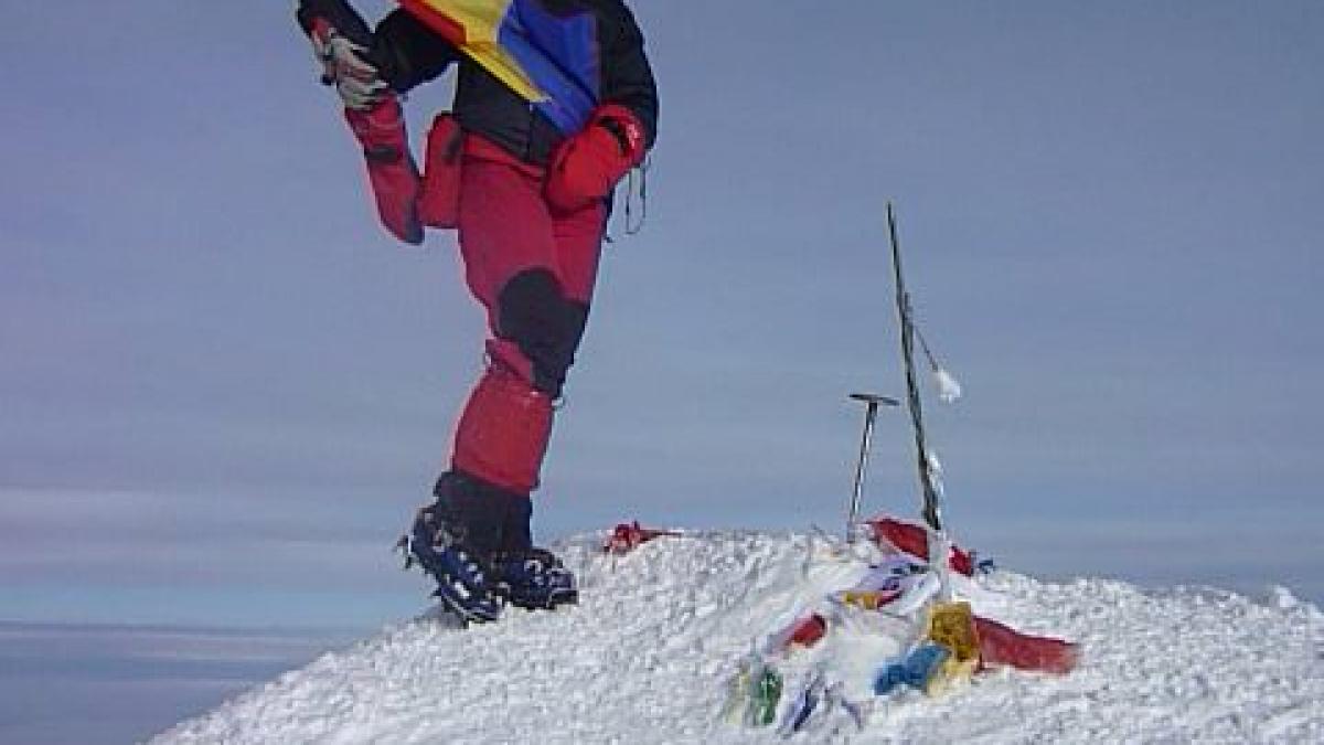 Pe vârful Lenin, între viaţă şi moarte. Alpinista Camelia Manea – salvată miraculos, în Pamir 