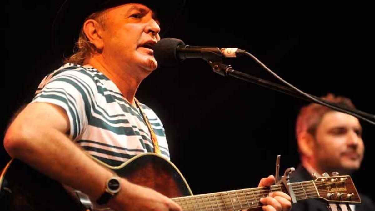 “Floare de Colţ”, o minune de gală a muzicii folk