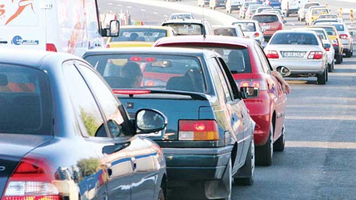 Al treilea accident în lanţ pe Autostrada Soarelui. Un copil de doi ani, rănit grav, a fost dus cu elicopterul la spital