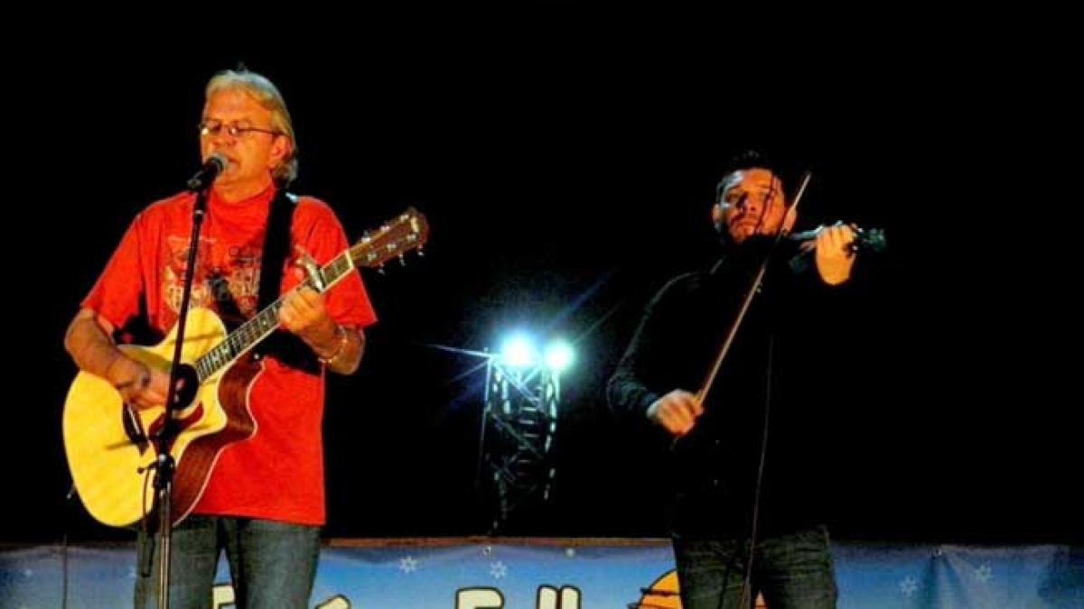 ,,Tabăra Folk de la Calafat”.  August fierbinte sub semnul folkului binefăcător