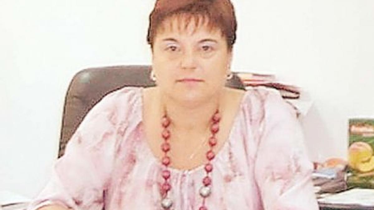 FRAUDĂ la BAC. Directoarea Liceului "Dimitrie Bolintineanu" rămâne după gratii