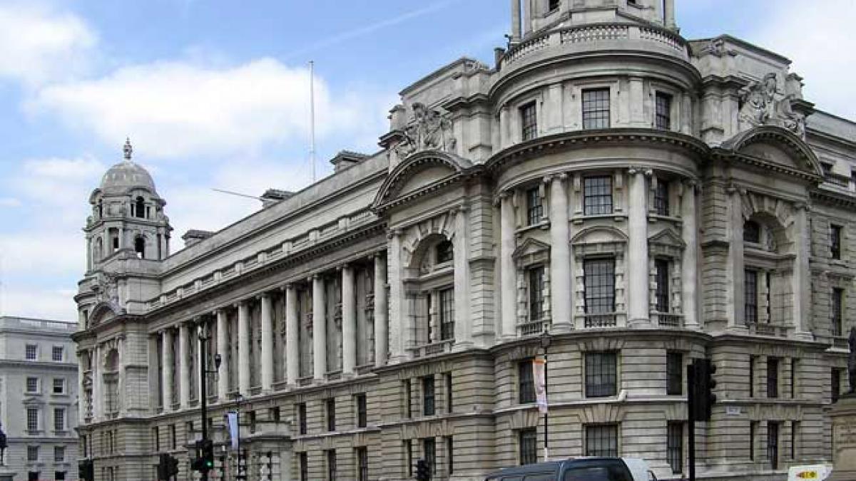 Sediul serviciului secret al Apărării britanice, scos la vânzare