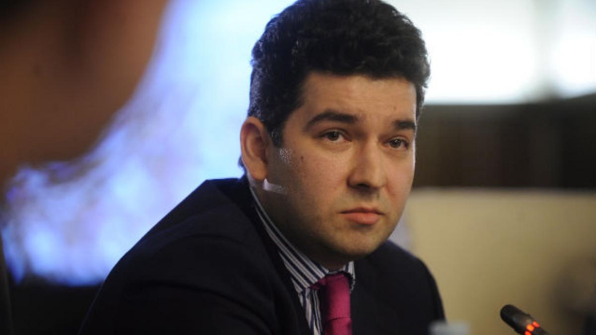 Liviu Voinea: Scenariul de bază al bugetului pe 2014 include indexarea pensiilor cu 4% şi creşterea fondului de salarii cu 3%