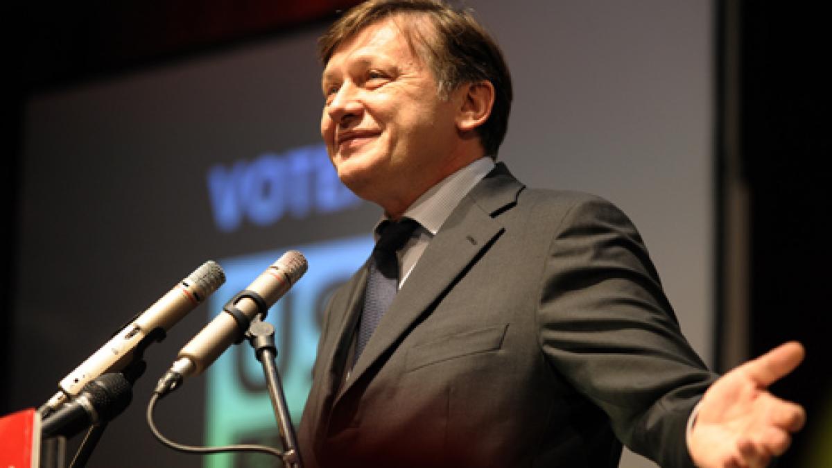 Crin Antonescu: Eu voi fi PREŞEDINTELE ROMÂNIEI indiferent de incantaţii
