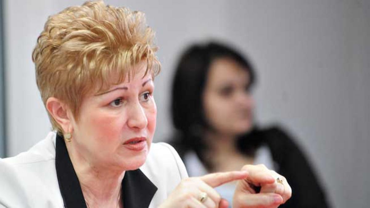 Înalta Curte, cu urechile căscate la populaţie