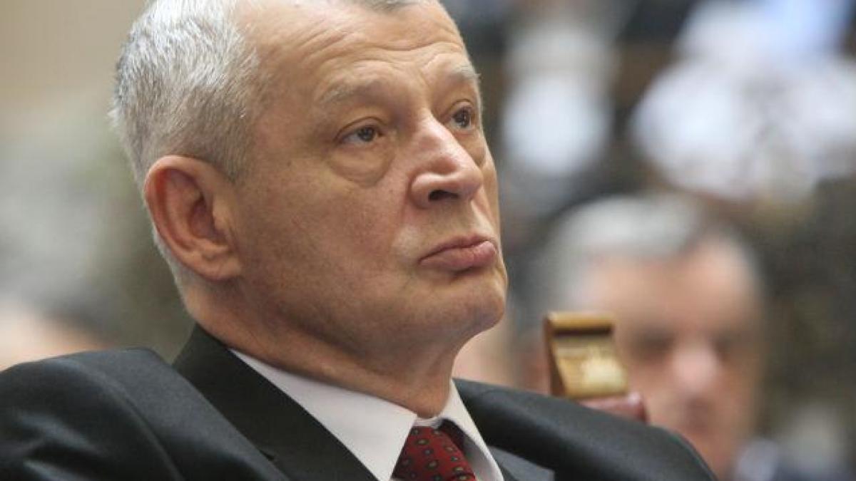 Oprescu: În Bucureşti sunt 64.000 de câini maidanezi 