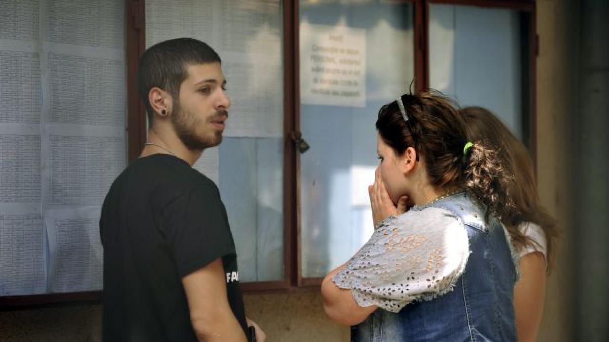 REZULTATE BAC 2013 - SESIUNEA DE TOAMNĂ: 21,5 la sută dintre candidaţi au promovat examenul
