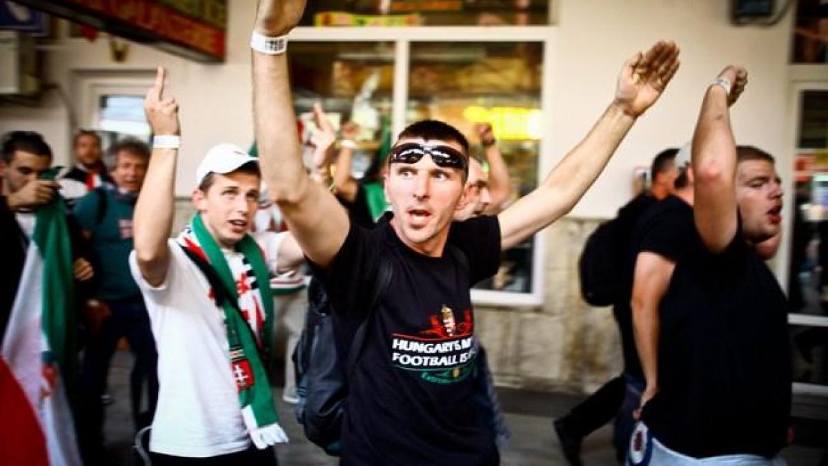 În valul de violenţe ale huliganilor veniţi din Ungaria, UDMR a văzut doar “atitudini antimaghiare” ale românilor