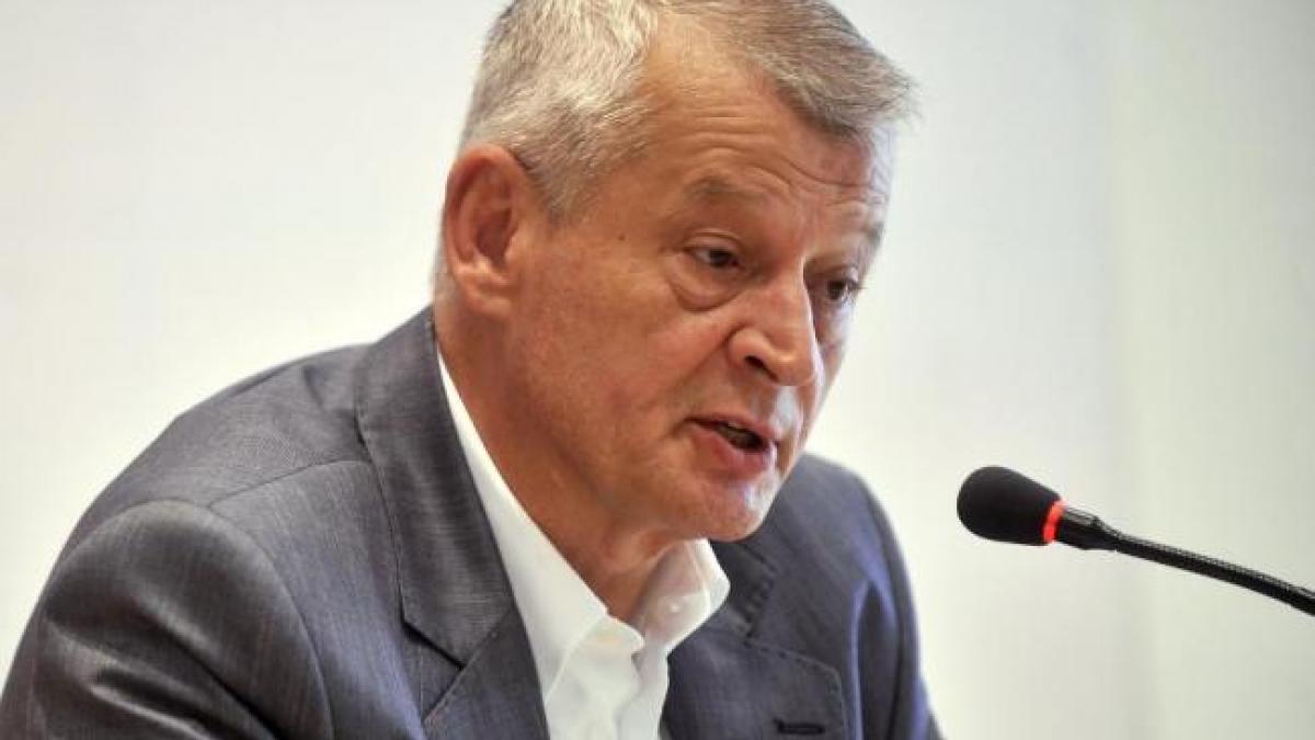Oprescu: Referendumul privind eutanasierea câinilor fără stăpân nu va mai avea loc 
