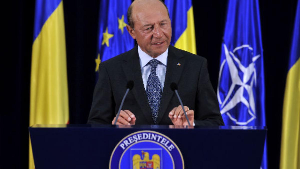 Băsescu vrea retragerea proiectului de lege privind Roşia Montană