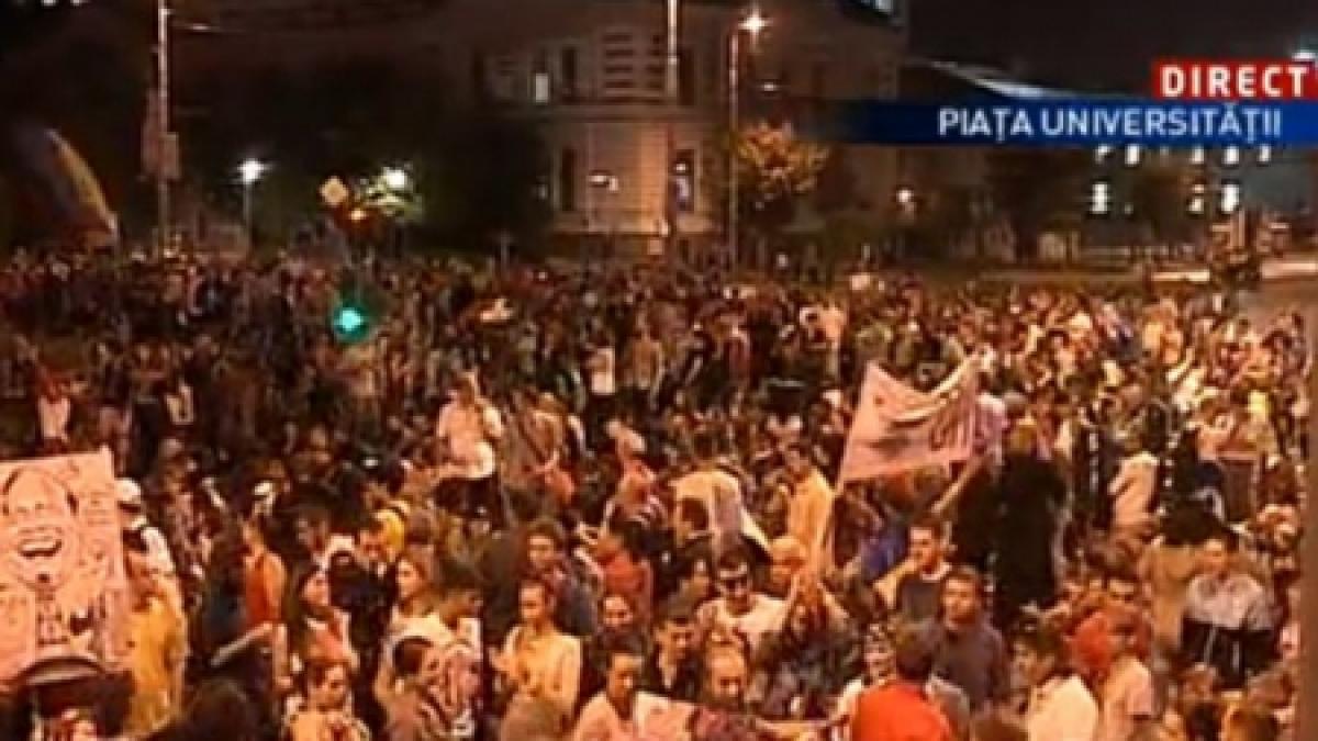 Parlamentarii din Comisia specială pentru Roşia Montană vor să discute cu protestarii din Piaţa Universităţii