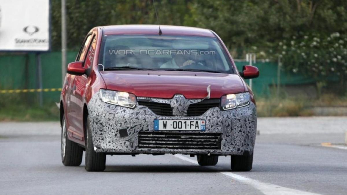 Imagini spion cu misteriosul prototip Dacia Logan 2?