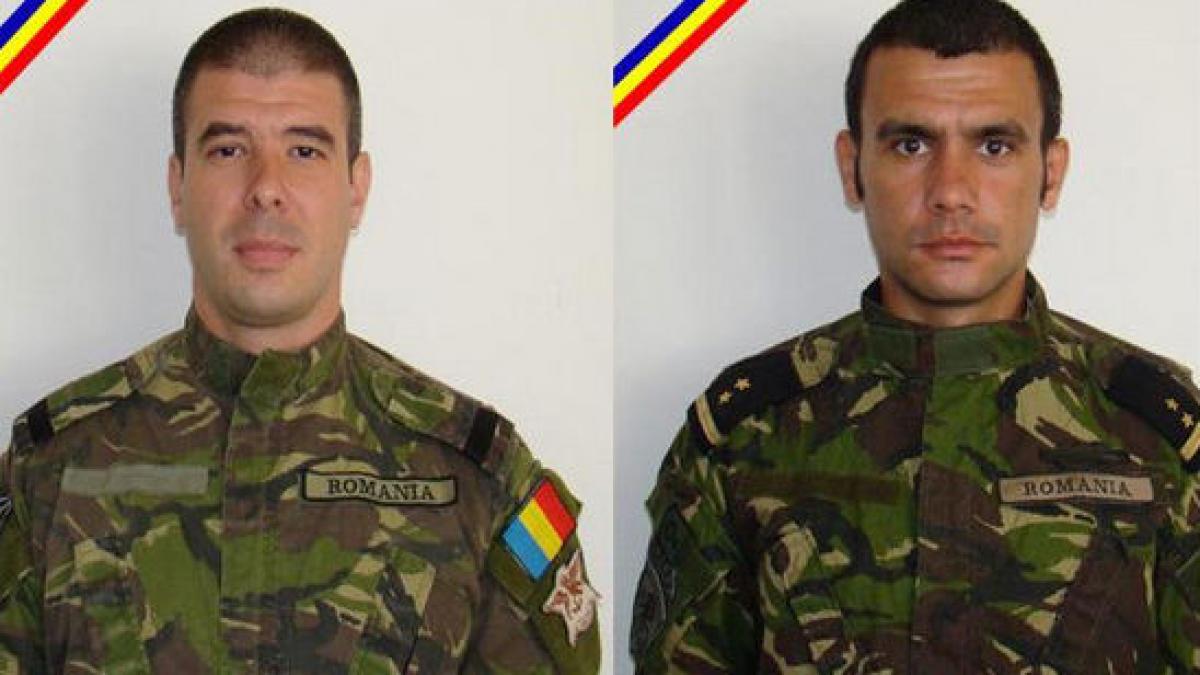 Cei doi militari români ucişi duminică în Afganistan, decoraţi post-mortem