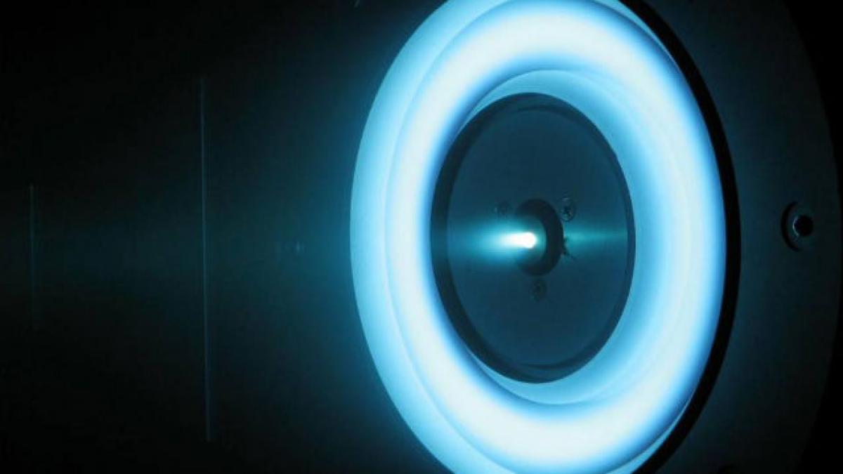 Viitorul explorării spaţiale pare asigura! Cât poate funcţiona motorul cu propulsie ionică testat de NASA