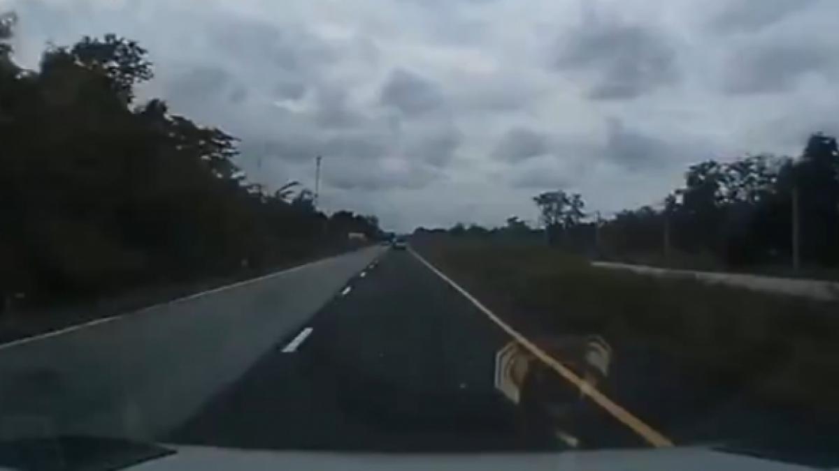 A fost la câţiva metri de moarte, dar a evitat-o în ultima clipă - VIDEO