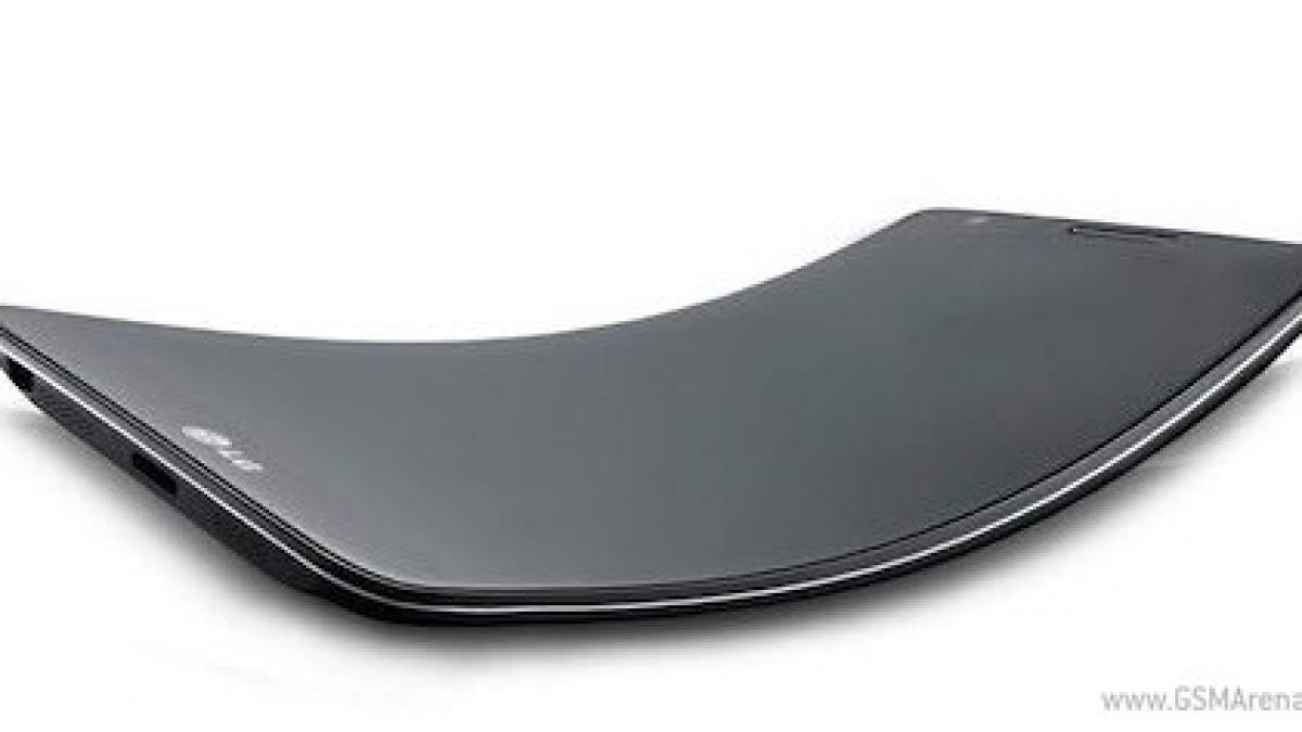  În smartphone-uri cu ecran curbat să ne duelăm!