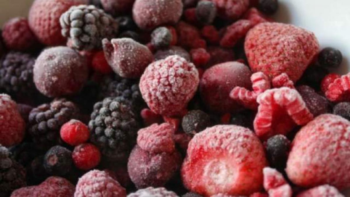ALERTĂ ALIMENTARĂ: Mure din România, depistate în Italia cu virusul hepatic A