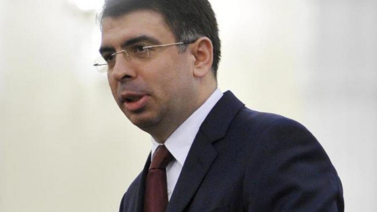 Ministrul Justiţiei a retras propunerile pentru funcţiile din DNA. Cine sunt noii procurori vizaţi de Robert Cazanciuc şi agreaţi de Codruţa Kovesi