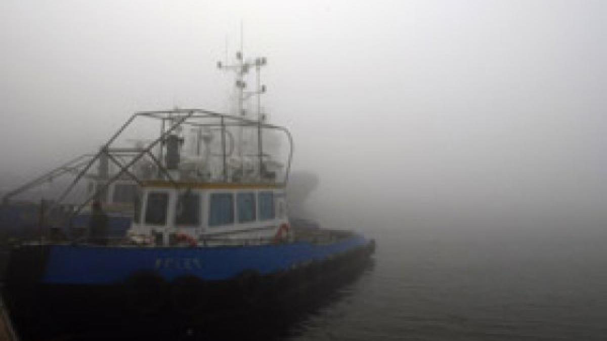 Porturile de la Marea Neagră au fost închise din cauza ceţii