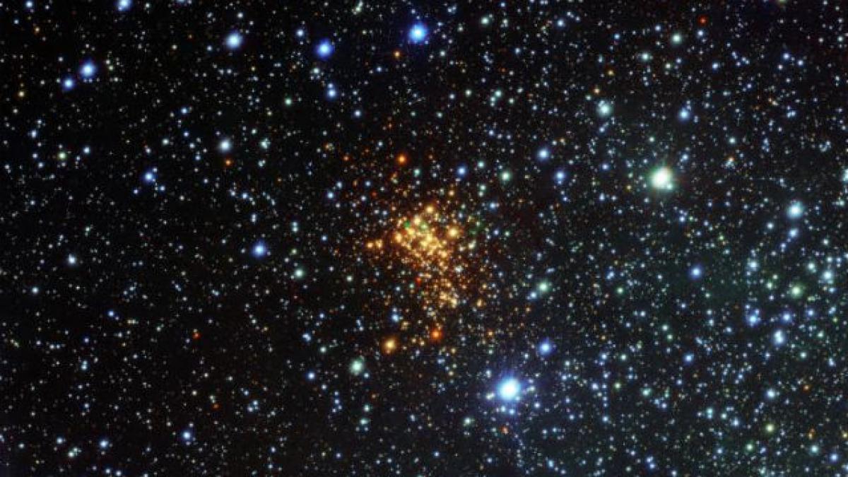 Cea mai mare stea din Univers se pregăteşte să explodeze!