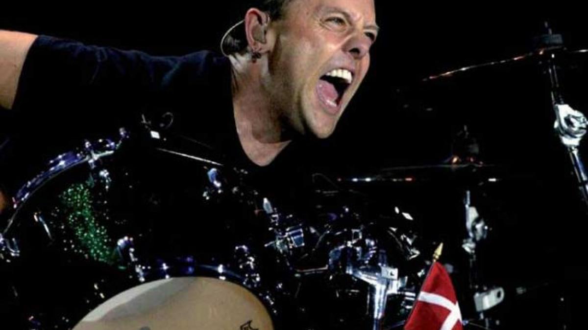 Metallica "rocks" Antarctica!