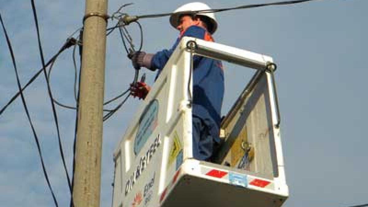 Enel întrerupe azi curentul electric pe mai multe străzi din judeţul Ilfov. Ce zone sunt afectate 