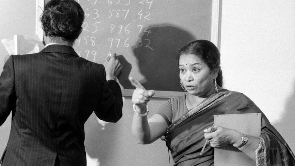 SHAKUNTALA DEVI, calcule ULUITOARE. Cu ce a intrat în Cartea Recordurilor