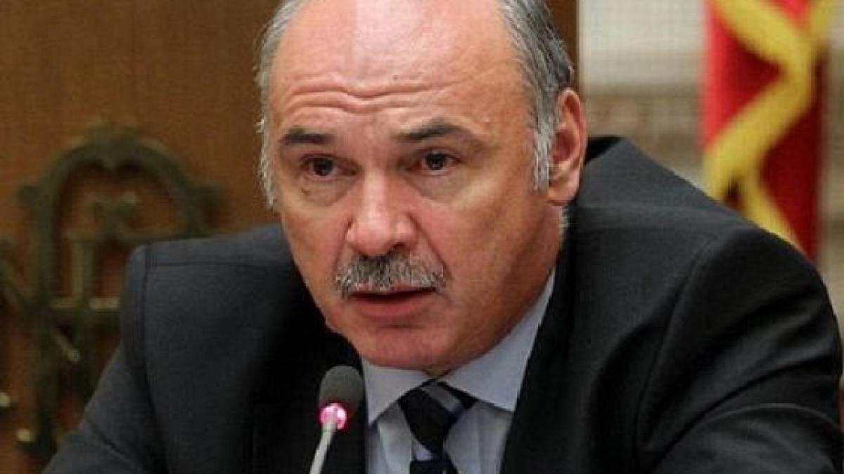 Blănculescu: Preţul carburanţilor la pompă va creşte cu 3%, în urma majorării accizelor 