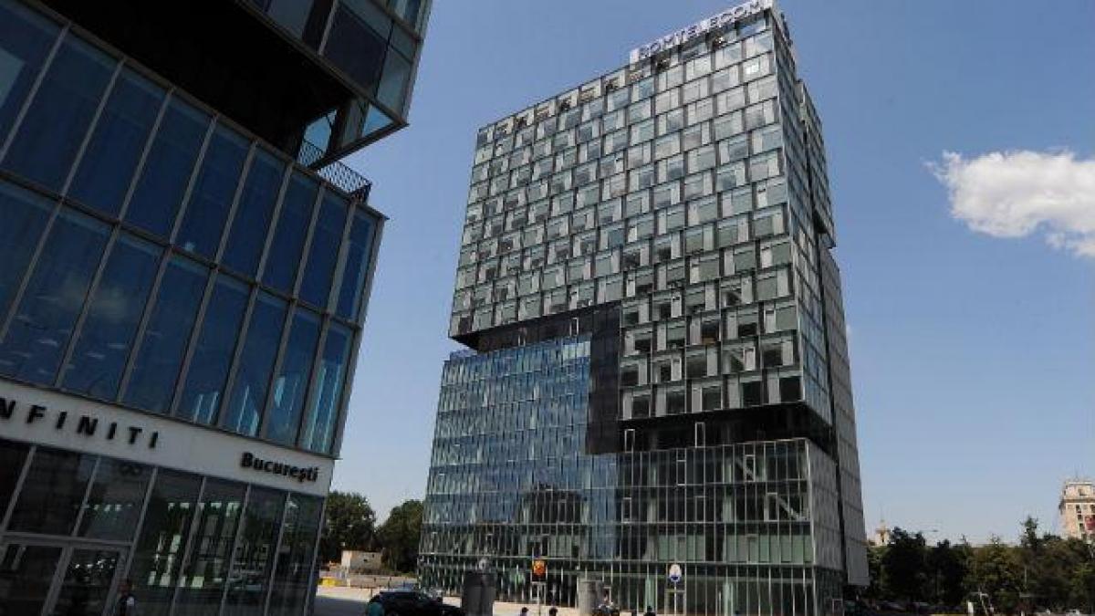 Termenul de depunere a ofertelor pentru consultanță în vederea privatizării Romtelecom, prelungit cu două săptămâni