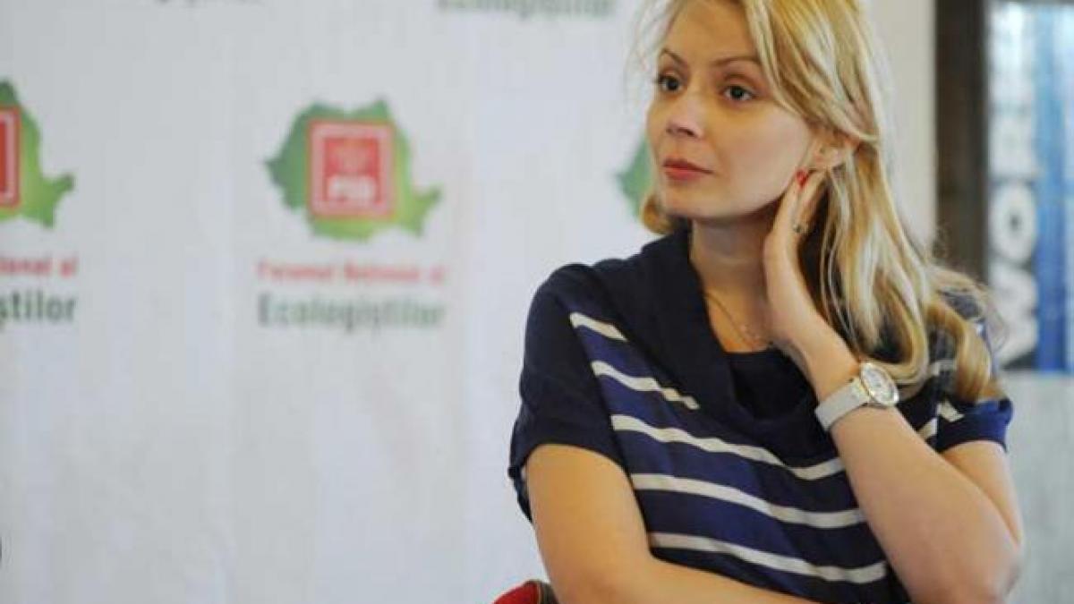 Daciana Sârbu şi Corina Creţu, susţinute de PSD Ilfov pentru alegerile europarlamentare. Caracterizare: "Dăruire, putere de muncă, experienţă"