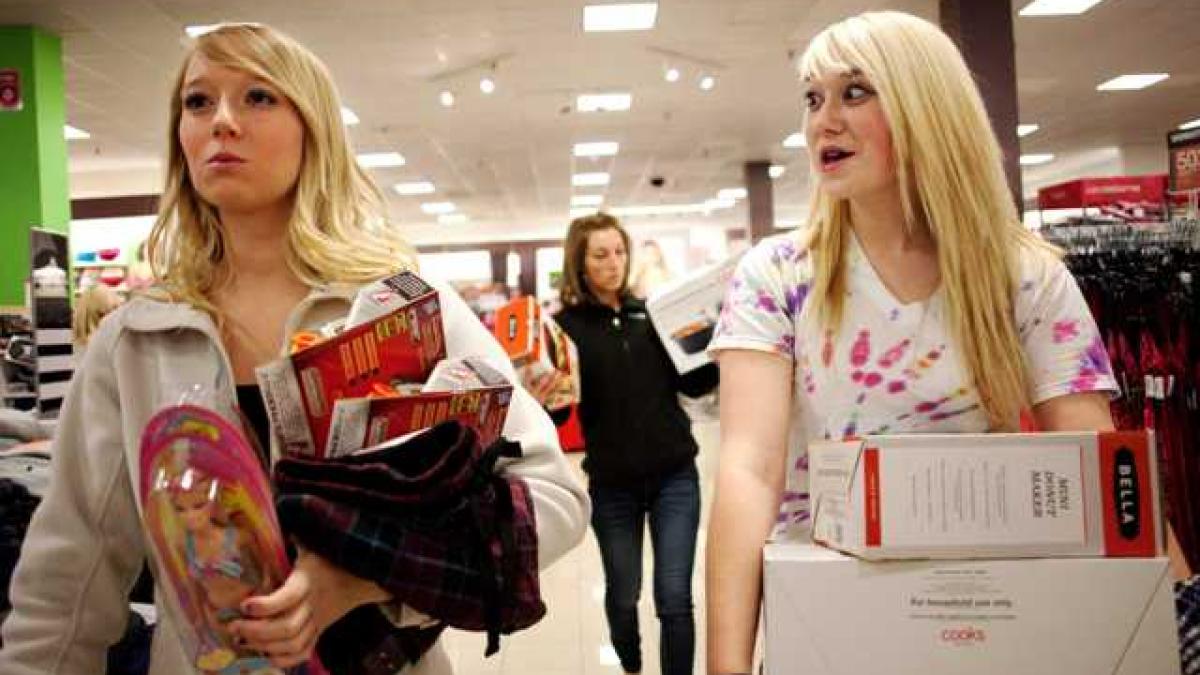BLACK FRIDAY 2013. Ce puteți cumpăra la preț redus de Black Friday