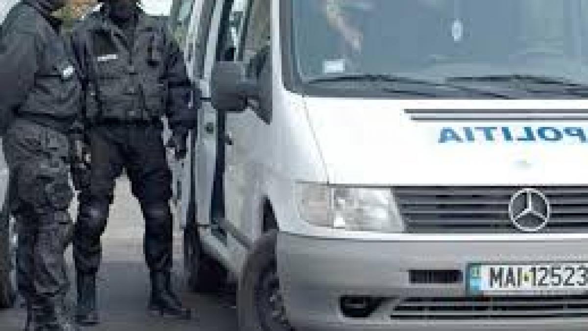 Reţineri în dosarul de evaziune fiscală din Mehedinţi. Șeful Poliției locale din Drobeta Turnu Severin, cercetat în libertate