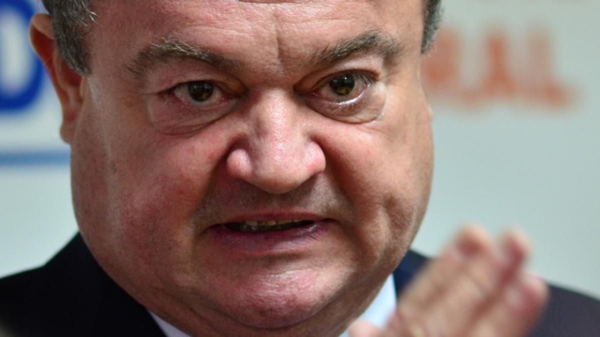 Blaga se plânge că USL nu a acceptat niciun amendament la buget din cele 1.300 propuse de PDL