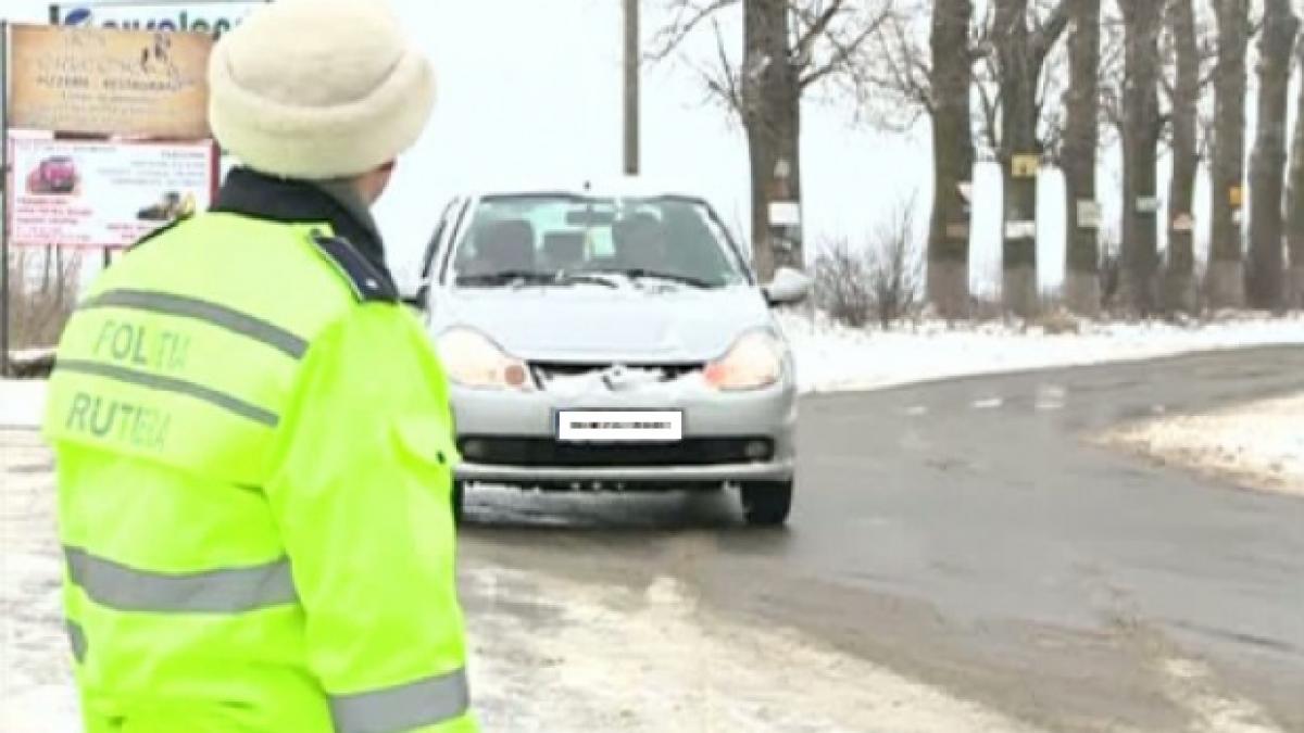 Ce amenzi riscă şoferii care circulă fără anvelopele de iarnă