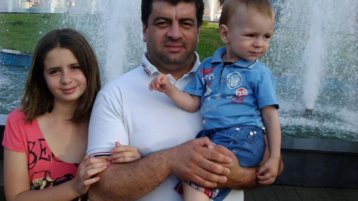 Două surori gemene trăiesc sub zodia dramei şi a neputinţei