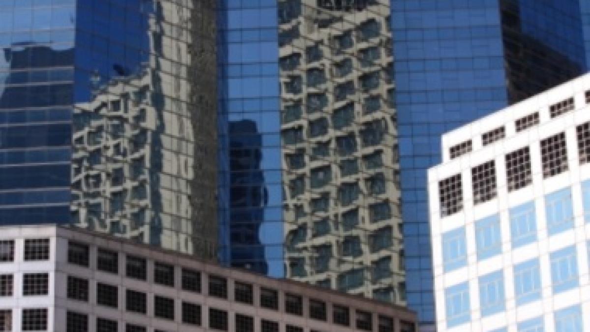 Cât cheltuie o companie cu 200 de angajati pe un sediu în Bucureşti, Budapesta sau Varsovia