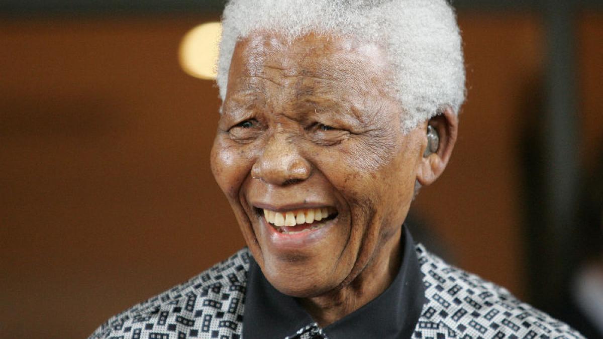 A murit Nelson Mandela